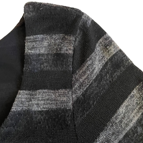 GUC Le Chateau Striped Sweater Dress in Black & Grey Size XXS - Picture 5 of 13